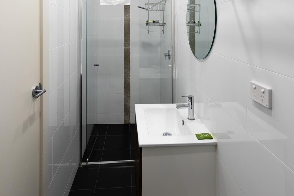 Lonsdale Hotel Accommodation